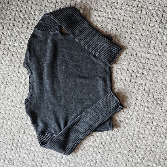 Urban Outfitters cropped knit sweater - Picture 4 of 4